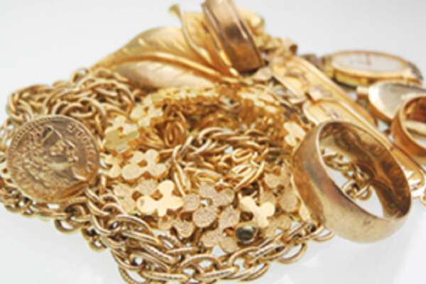 თურქეთის მოქალაქეს სარფში 175 000 ლარის ოქრო მალულად შემოჰქონდა