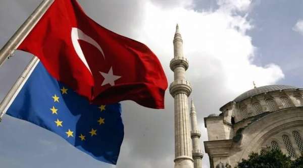 ევროკავშირი თურქეთს დახმარებას 75 პროცენტით უმცირებს