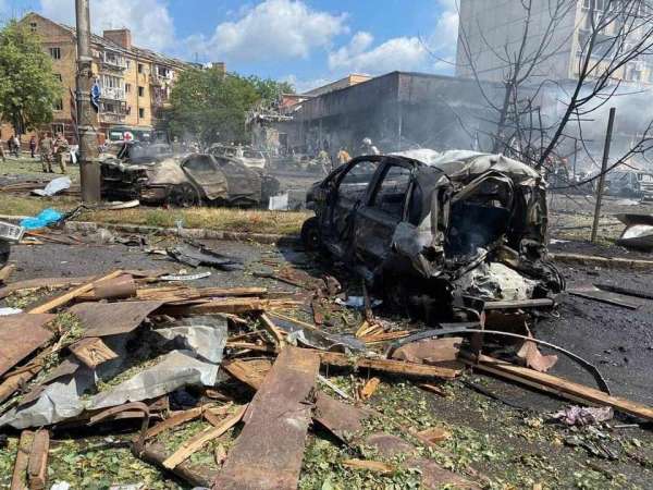 რუსეთის საოკუპაციო ძალების მიერ უკრაინის ქალაქ ვინიცის დაბომბვას 12 ადამიანი ემსხვერპლა