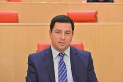 "პოლიტიკოსებს, რომლებიც ახლა ღიმილის მომგვრელი განცხადებებით გამოდიან, ვურჩევ, დაუჯერონ არჩევნების შედეგებს" - თალაკვაძე