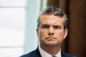 “აშშ-მა ნარკოტიკების უკანონო კონტრაბანდაში ჩართული ორი გემი დაბომბა’ - პიტ ჰეგსეტი