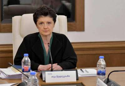 “სამარცხვინოა კრიტიკა, საქართველოს პრეზიდენტი გაეროს ტრიბუნიდან რატომ მიმართავს მსოფლიოს ქართულად, მადლობა მიხეილ ყაველაშვილს, რომ თავისი სიტყვა სახელმწიფო ენაზე წარმოთქვა” - თეა წულუკიანი