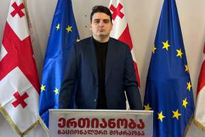 “როცა საკუთარი და ოპოზიციურად განწყობილი ამომრჩევლის ნების წინააღმდეგ მიდიხარ, მნიშვნელობა არ აქვს ვინ იქნება მთავარი შემსრულებელი და ვინ ითავებს იმ როლს, რომელიც ირაკლი კუპრაძემ საკუთარ თავზე აიღო” - ლევან სანიკიძე
