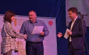 ქუთაისში, კინგსის ოლიმპიადაში გამარჯვებული მოსწავლეები დააჯილდოვეს