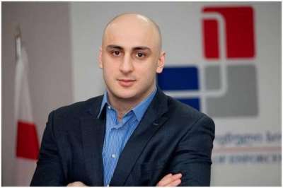 ,,დღეს ზურაბიშვილმა გამოხატა ძალიან ბუნდოვანი პოზიცია ადგილობრივ არჩევნებზე არშესვლასთან დაკავშირებით და კითხვის ნიშნები დატოვა&quot;- ნიკა მელია