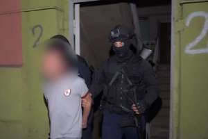 პოლიციამ იმერეთში ჯგუფურად ჩადენილ გამოძალვის ფაქტზე &bdquo;კრიმინალური ავტორიტეტები&ldquo; დააკავა