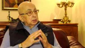 საზოგადოებას 20 ნოემბერს, მთავრობის ადმინისტრაციასთან ქვეყნის ყოფილი პრეზიდენტის მხარდასაჭერად მისვლისკენ მოუწოდებს მიხეილ სააკაშვილის მამა