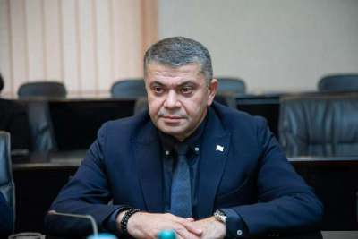 “დღეიდან ოფიციალურად შევუდექი ქუთაისის მერის უფლებამოსილებისა და უაღრესად საპასუხისმგებლო საქმიანობის განხორციელებას” - დავით ერემეიშვილი