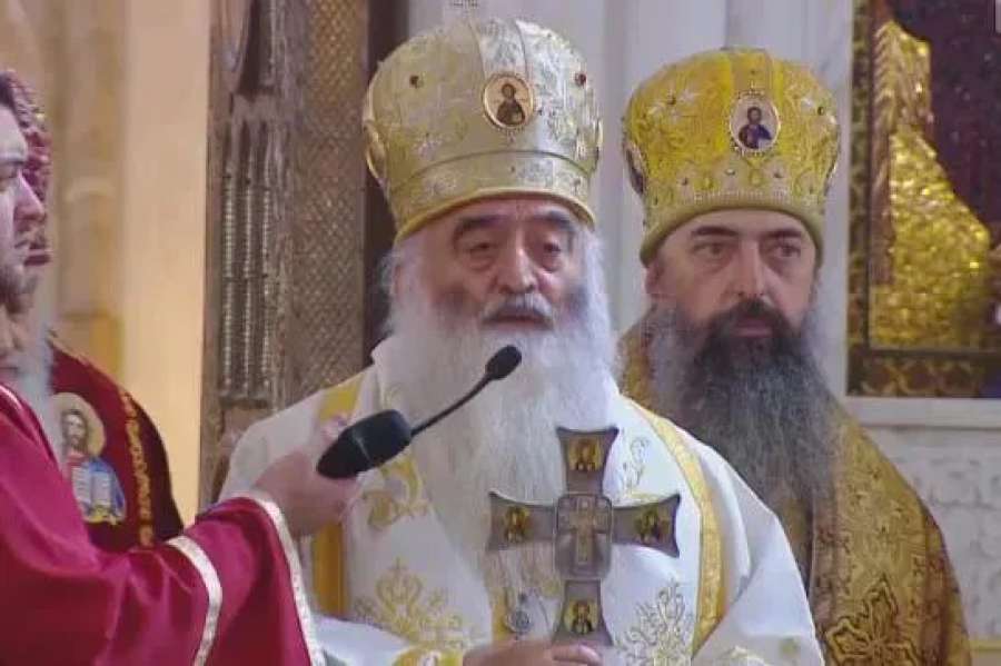 ,,აი, შეხედეთ მეუფე შიოს პიროვნულად, გარეგნულად, რამდენად მშვენიერია&hellip;&rdquo;- მეუფე საბა