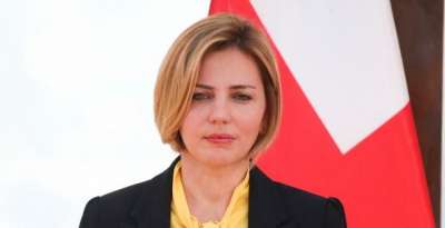 პარტია „ხალხისთვის“ ლიდერი ქუთაისში ადგილობრივებს შეხვდა