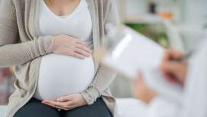 პირი, რომელმაც ორსულები სამსახურში ფიქტიურად გააფორმა და სახელმწიფოს კუთვნილი დიდი ოდენობით თანხა მიითვისა, პასუხისგებაში მისცეს