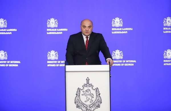 “ნარკოდანაშაულის ბრალდებით დაკავებულია 42 პირი – მათი დიდი ნაწილი მსხვილი ნარკორეალიზატორია, ნაწილს კი განსაკუთრებით დიდი ოდენობით ნარკოტიკების უკანონო შეძენა-შენახვა ედება ბრალად” - შსს