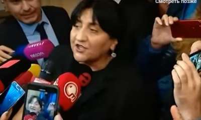 "ეს არის თქვენი დემოკრატია? პარლამენტის წევრს უფლება არ აქვს კონფერენციას დაესწროს?"