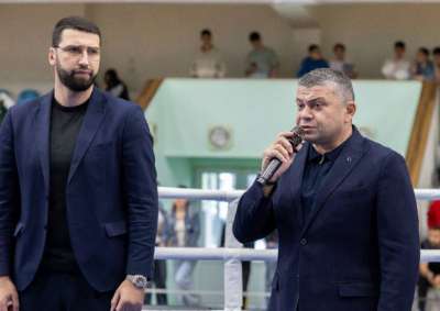 ქუთაისის სპორტის სასახლეში მოსწავლე მოკრივეთა შორის საქართველოს ჩემპიონატი გაიხსნა