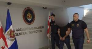 “პოლიციელმა მოვალეობის შესრულებისას მოქალაქეს ოქროს ნივთი მოჰპარა” - შსს