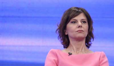 “ვერ გეტყვით რა კითხვები იყო, გაუთქმელობაზე ხელი მომაწერინეს, მოწმედ რომ არ გამოვადექი, ეს ზუსტად ვიცი, კარგი სანახაობა იყო” - თამარ ჩერგოლეიშვილი გამოკითხვის შემდეგ