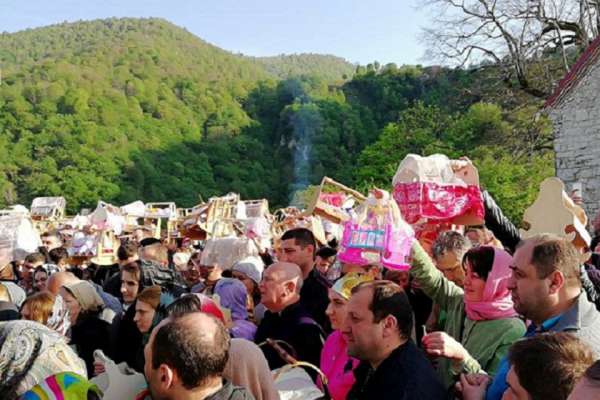 დღეს წაჩხურობას აღნიშნავენ