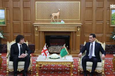 თურქმენეთში მშვიდობისა და ნდობის საერთაშორისო წლისადმი მიძღვნილი ფორუმი იმართება