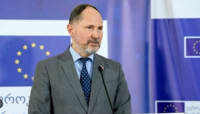 "ევროკავშირი ეფუძნება შეკრების, სიტყვისა და გამოხატვის თავისუფლების პრინციპებს, ეს პრინციპები თითოეულმა ქვეყანამ უნდა დაიცვას, რომელსაც ევროკავშირში გაწევრიანება სურს"