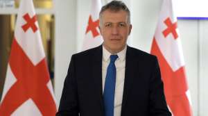 "ევროკავშირი სერიოზული ზომებისთვის ემზადება, რომელიც ამ ეტაპზე მიმართული იქნება &bdquo;ქართული ოცნების&ldquo; ლიდერებზე, ბიძინა ივანიშვილზე, დეპუტატებზე " - სერგო ჩიხლაძე