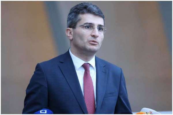 &quot;ოლიგარქიული გავლენების, „დიფ სთეითის“ დამარცხების ნიშანწყალი ოდნავ მაინც თუ გაჩნდა, ე.წ. მეგობარ და სინამდვილეში მტრულ, აქტს გაგრძელება აღარ უნდა ჰქონდეს&quot;