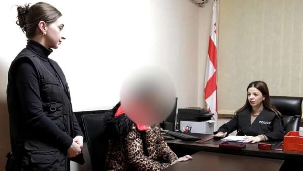 &ldquo;ბრალდებულები, წინასწარ შემუშავებული თაღლითური გეგმის მიხედვით, სხვის კუთვნილ 123 800 ლარს მოტყუებით დაეუფლნენ&rdquo; &ndash; დაკავებულია 2 პირი