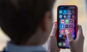 &ldquo;15 წლამდე ბავშვებისთვის სოციალური ქსელი უნდა ავკრძალოთ&rdquo; - მაკრონი