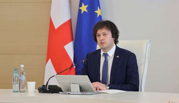 &quot;ეს ადამიანები უწყვეტად საუბრობენ მშვიდობიან რევოლუციაზე, ხან არამშვიდობიან რევოლუციაზე, დამხობაზე, მშვიდობიანი დამხობა ერთგვარი ოქსიმორონია&quot;