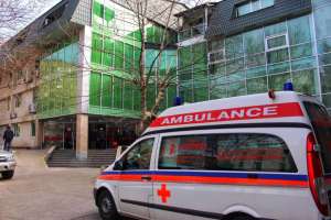 ქუთაისის კლინიკა "ბომონდი”-ს ცხელების ცენტრში სამი საეჭვო პაციენტის კვლევის შედეგებს ელოდებიან