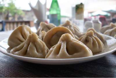 "სახინკლეებს საპელმენე უნდა დავარქვათ, ხაჭაპური კი ჩვეულებრივი ღვეზელია"- რუსეთის კომპარტია