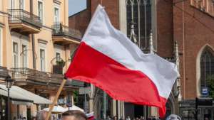 პოლონეთი თავის მოქალაქეებს რუსეთის ტერიტორიის დატოვებისკენ მოუწოდებს