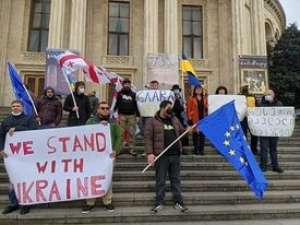 &quot;თავისუფლება უკრაინას&quot; - სოლიდარობის აქცია ქუთაისში