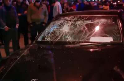 მარნეულში &bdquo;ქართული ოცნებისა&ldquo; და &bdquo;ნაციონალური მოძრაობის&ldquo; აქტივისტები ერთმანეთს დაუპირისპირდნენ