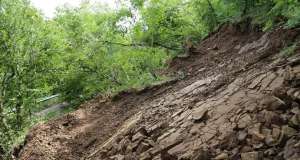 &quot;ძლიერი წვიმის შედეგად, ჩამოსულია მიწის მასა&quot; - რა მოხდა სოფელ გიორგიწმინდასთან, სადაც ავტოტრანსპორტის მოძრაობა დროებით აკრძალულია