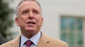 აშშ-ის სპეციალური წარმომადგენელი სტივ უიტკოფი მოსკოვში ჩავიდა