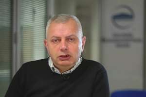 “ციხის საკანი რომ ადამიანის ფსიქიკაზე გავლენას ახდენს, ცნობილი ამბავია; თუმცა, ციხეში საკუთარი ნებით მოხვედრილ ვაშაძესა და გირჩ ჯაფარიძეზე ასეთი მძიმე ფორმით თუ იმოქმედებდა, არ მეგონა” – ანჯაფარიძე