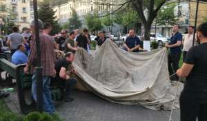 &quot;თუ არ უნდათ ჭიათურელების სისხლი დაიღვაროს, მიიღოს მთავრობამ გადაწყვეტილება და მიხედოს მაღაროელებს”