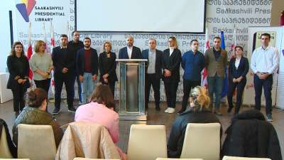 &bdquo;ნაციონალური მოძრაობის&ldquo; წევრების ნაწილი პარტიის თავმჯდომარის და პოლიტსაბჭოს არჩევნების ჩატარებას ითხოვს