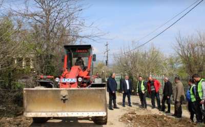 თერჯოლის მუნიციპალიტეტის სოფელ ქვედა სიმონეთში 6 კმ ბეტონის საფარიანი გზის მოწყობა მიმდინარეობს