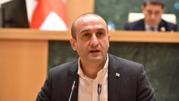 ,,ნაცების&rdquo; ალიანსმა, რომელსაც ,,ჩერგო&rdquo; და გვარამია დაეპატრონნენ, გამოაცხადა, მიშა ხმას ნუ იღებსო - იაგო ხვიჩია