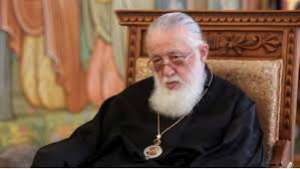 &quot;ადამიანი, რომელიც თავს იკლავს, თავისი ხელით აძლევს თავის სულს ეშმაკს&quot; - ილია მეორე