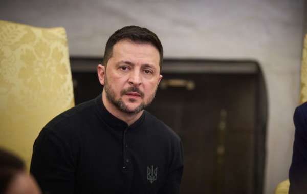 “ჩვენ არ ვართ ბავშვები პუტინთან ერთად სკვერში, სათამაშო მოედანზე, ის მკვლელია, რომელიც ამ სკვერში ბავშვების მოსაკლავად მოვიდა” - ვვოლოდიმირ ზელენსკი ტრამპის განცხადებაზე