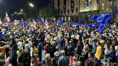 8 ოპოზიციური პარტია რეგიონებში წინააღმდეგობის წევრების ორგანიზებას იწყებს