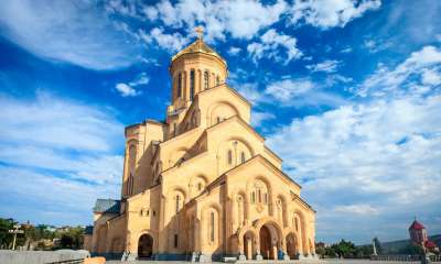 &quot;ქართული მართლმადიდებლური ეკლესია ჯანდაცვის სფეროს წარმომადგენლების მოწოდებას არ ემორჩილება, რის გამოს საქართველოს წარმატება შესაძლოა, რისკის ქვეშ დადგეს&quot; -CNN