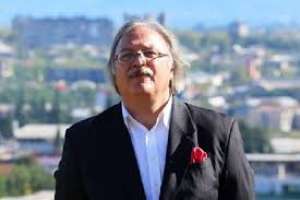 &quot;სასწრაფოდ ჩავანაცვლოთ ქუჩა პარლამენტის ტრიბუნით&quot; - გრიგოლ ვაშაძე მიმართვას ავრცელებს