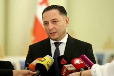 "ომია და არ მინდა უფრო მძიმედ ვისაუბრო ზელენსკის მიმართ, რომელმაც თქვა, რომ ამორალურია ჩვენი მთავრობის ქმედება"