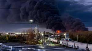 აშშ-ში სატვირთო თვითმფრინავის ჩამოვარდნის შედეგად, სულ მცირე, შვიდი ადამიანი დაიღუპა