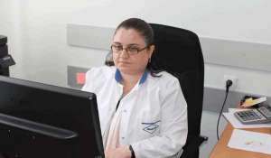 &quot;არ წაიყვანოთ ბავშვები ხალხმრავალ კურორტებზე&quot; – რას ურჩევს ინფექციონისტი მშობლებს