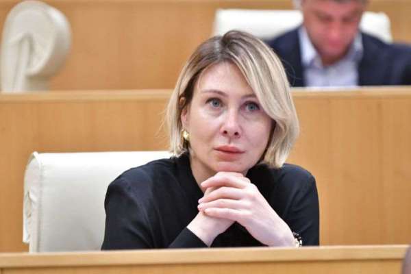 “იმდენად აგრესიული დაჯგუფებაა, რომ მზად არიან ერთმანეთი დაჭამონ” - ნინო წილოსანი ოპოზიციაზე