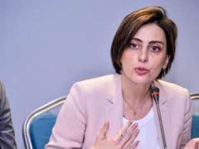 "საქართველოში ოპერირებს ჰაკერების ჯგუფი და ამის შესახებ ან არაფერი იცის სახელმწიფო უსაფრთხების სამსახურმა, ან მიზანმიმართულად ხელს უწყობს რუსული ჰიბრიდული ომისთვის ქვეყნის პლატფორმად გადაქცევას" - ხატია დეკანოიძე